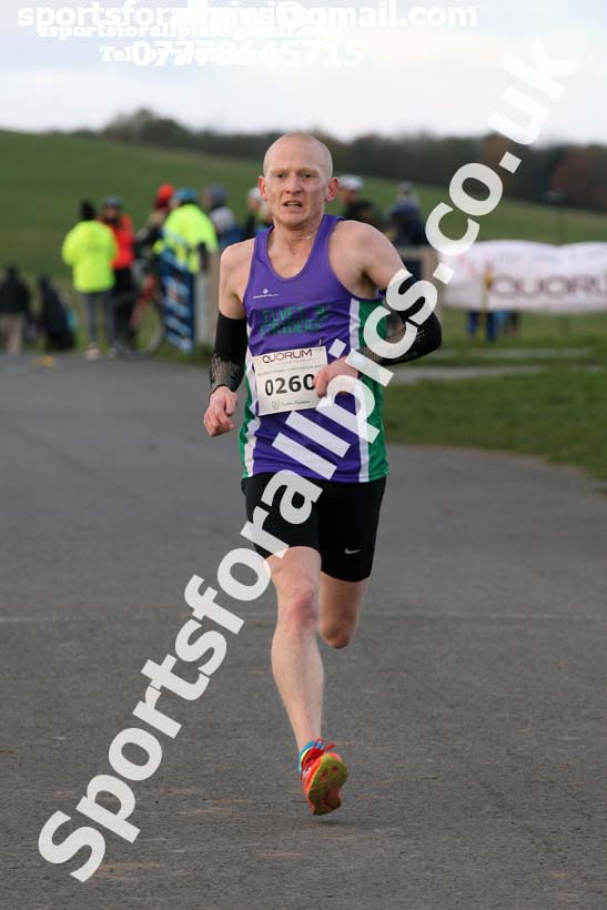 Senior mens and womens Heaton Harriers Memorial 10k Road Race, Newcastle. Photo:  David T. Hewitson/Sports for All Pics